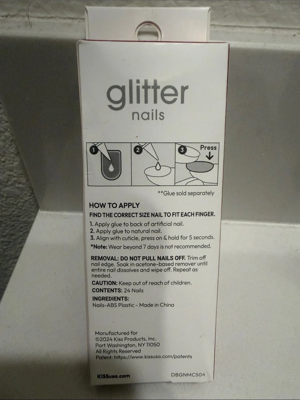 Kiss Glitter Ready-To-Wear Nails — Nude with Black Glitter Tips - Picture 2 of 3